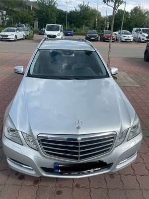 Mercedes-Benz E 220 T CDI DPF BlueEFFICIENCY Automatik Avantgarde