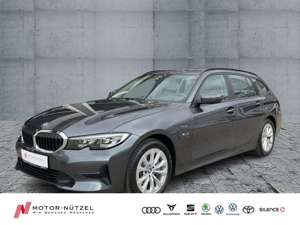 BMW 330 e Touring ADVANTAGE LED+NAVI+DAB+HuD+SHZ+17Z.