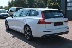 Volvo V60 T6 Inscription PHEV AWD *Pano*RFK*LED* Bild 4