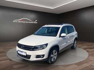 Volkswagen Tiguan 2.0 Sport  Style BMT Pano Navi Alcantara