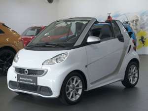 smart forTwo cabrio mhd LEDER/SHZ/SERVO/UNFALLFREI!