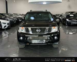 Nissan Pathfinder 3.0 dCi LE |NAVI|XENON|KAMERA|7-SITZE Bild 2