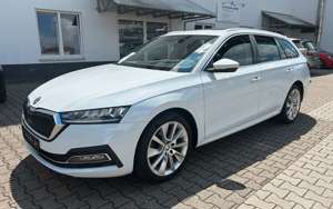 Skoda Octavia Combi DSG PANO/STANDHZ/ACC/LED/1HA/GARAN