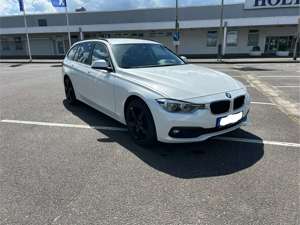 BMW 320 320d Touring Aut. Advantage