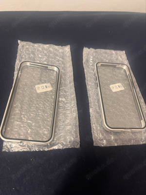 2 neue Iphone 12 mini Handyhüllen 