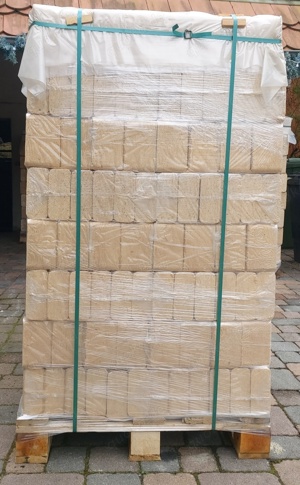 Holzbrikett, RUF-Qualität, 960 kg auf EW-Palette - ab 275,00 Euro frei verladen ab Lager