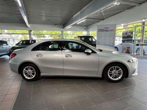 Mercedes-Benz A 180 d Limousine Style Direktlenkung+Agility