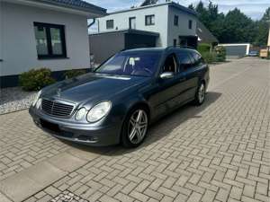 Mercedes-Benz E 200 T Kompressor Automatik Avantgarde