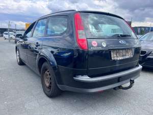 Ford Focus Turnier 1.8 Style Bild 4