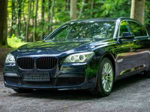 BMW 750 750Ld M-Paket xDrive BluePerformance