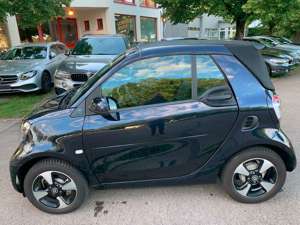 smart forTwo EQ Cabrio*Exclusive*SoundJBL*22kW-Lader*