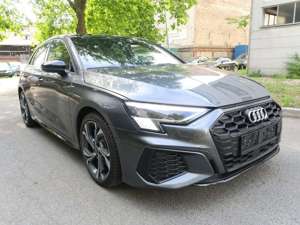 Audi A3 40 TDI quattro S line Sportback Bild 3