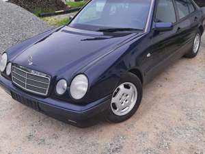 Mercedes-Benz E 200 Classic