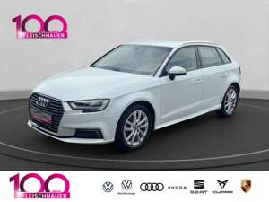 Audi A3 Sportback 40 e-tron sport Navi Einparkhilfe