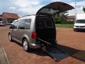 Volkswagen Caddy Climatronic Kamera Rollstuhl Wenderampe