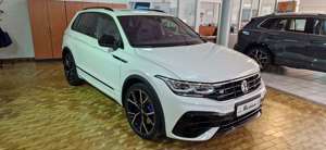 Volkswagen Tiguan R 2,0TSI DSG 4M AHK AKRAPOVIC BlackStyle PGD Area