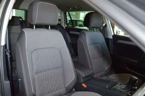 Volkswagen Passat Variant Business 1.5 TSI DSG LED Navi Anhängervorrichtung Bild 5