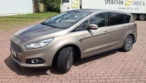 Ford S-Max Titanium