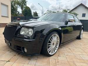 Chrysler 300C 5.7 V8 HEMI+top Optik+21 Zoll+Auspuff+Fahrw