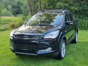 Ford Kuga Titanium NAVI/KAM/AHK/XENON/SHZ/19"Zoll LM