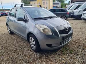 Toyota Yaris 1.3 VVT-i Sol