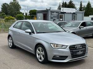 Audi A3 2.0 TDI S line Sportpaket*Navi*SHZ*Temp.