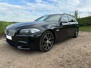 BMW 550 M550d xDrive Touring M HUD Panoramadach