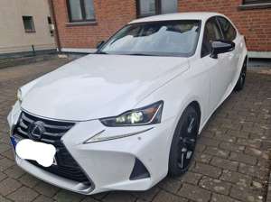 Lexus IS 300 hybrid  Competition, 8-fach bereift, 3 J. Garantie