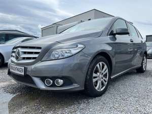 Mercedes-Benz B 180 Automatik+Klima+Navi+Parkassistent+Sitzheizung