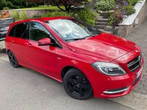 Mercedes-Benz B 200 B 200 CDI (BlueEFFICIENCY) 7G-DCT