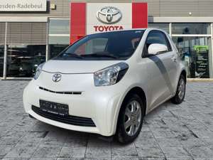 Toyota iQ