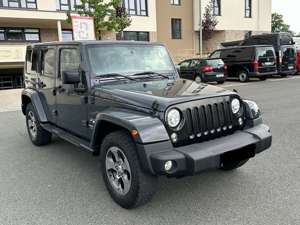 Jeep Wrangler Unlimited Sahara 2.8 CRDLeder Navi LED