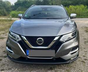 Nissan Qashqai 1.3 DIG-T Pano*360Ka.*Leder*BOSE*LED