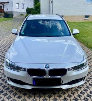 BMW 318 318d+Touring+Aut.+Modern+Line