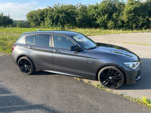 BMW 120 120d Sport Line*Navi*Bi-Xenon*LED*HiFi*Black Line