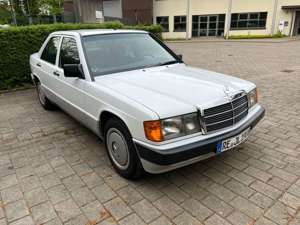 Mercedes-Benz 190 190 E 1.8