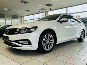 Volkswagen Passat Variant Business2.0TDI*AHK*NAVI*ACC*RFK*