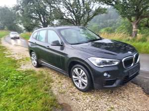 BMW X1 xDrive 20 d Sport Line Head-UP Automatik Navi SHZ