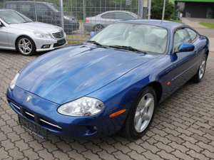 Jaguar XK8 Coupe 4.0 1 hand Scheckheft