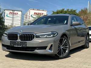 BMW 530 Touring e xDrive Aut. Luxury Line *HUD/LiveCock...