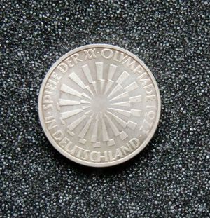 5 x 10 DM Silber Münzen Olympiade 1972 oder Österreich 1976 Olympiade 100 Schilling Bild 8