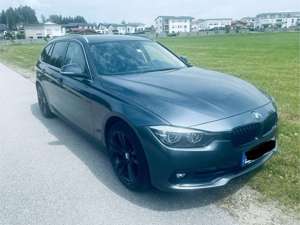 BMW 320 320d Touring Aut. Sport Line