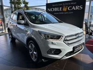 Ford Kuga Titanium AHK NAV SHZ PDC 18"