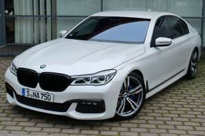 BMW 750 d xDr M SPORT+PAKET+FOND ENTERTAIN+360°+ACC