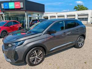 Peugeot 3008 Blue HDI 130 SS EAT8 Allure Pack Allwetter