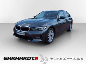 BMW 320 d Touring xDrive Steptronic Advantage AHK*NAVI*...