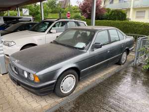 BMW 520 520i