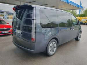 Hyundai STARIA 2.2 CRDi Prime Bild 5