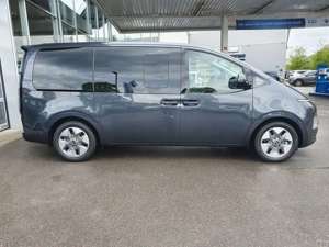 Hyundai STARIA 2.2 CRDi Prime Bild 4