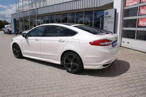 Ford Mondeo ST-Line Navi LED RFKam AluRäder 1Hd. Bild 4